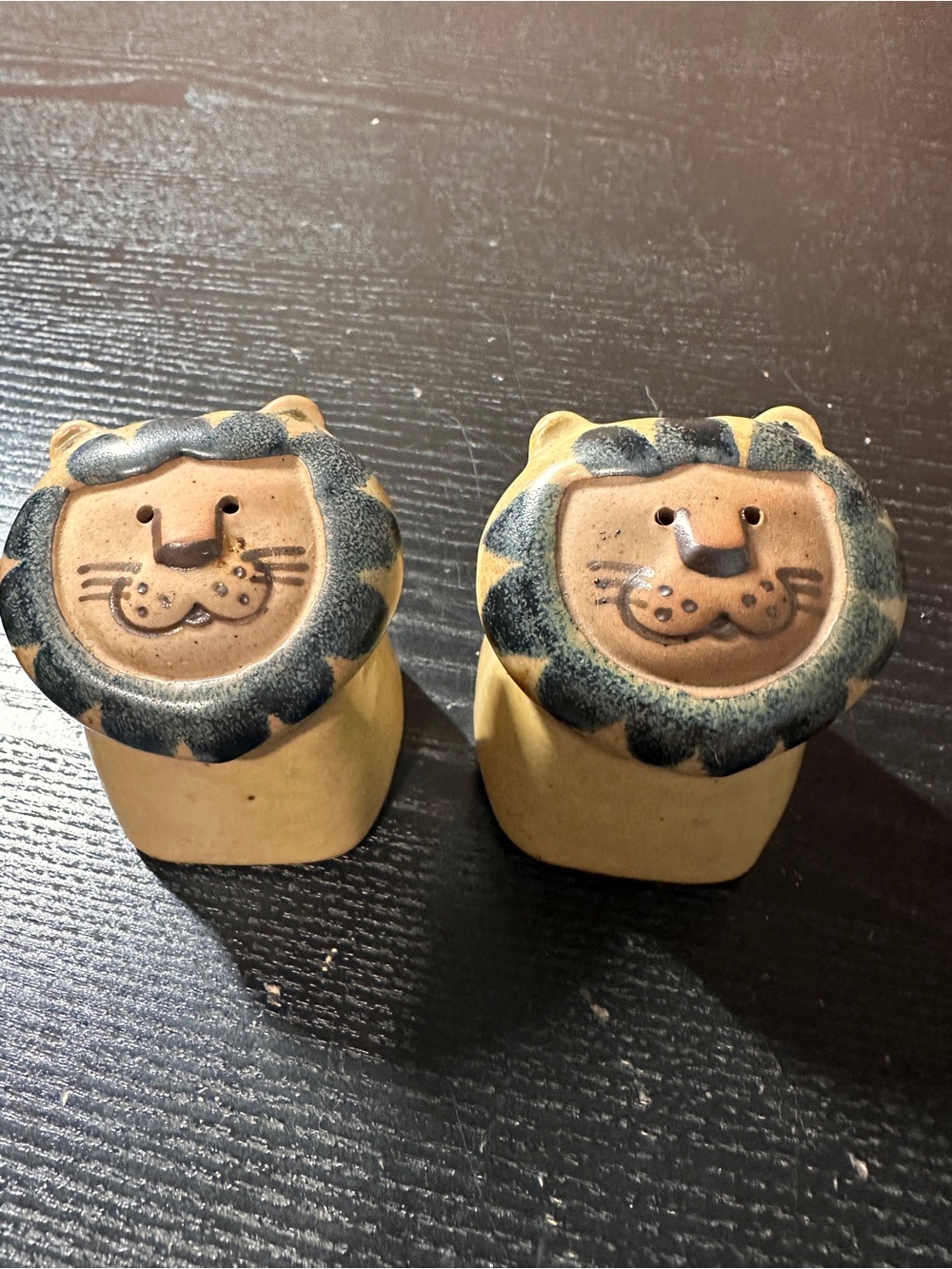 VTG Fitz & Floyd SMILING LIONS Salt & Pepper Shakers Pottery Pieces